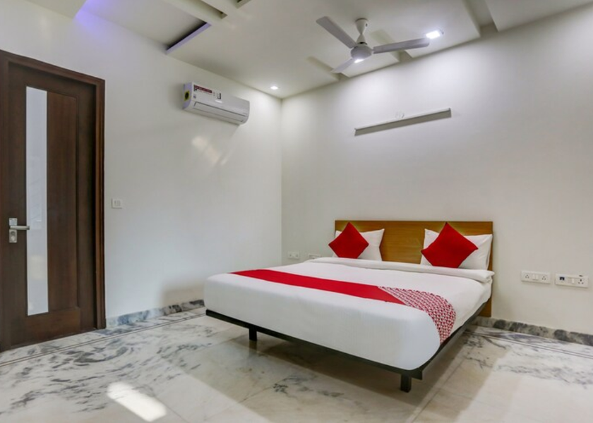 Haryana Faridabad Deluxe Room