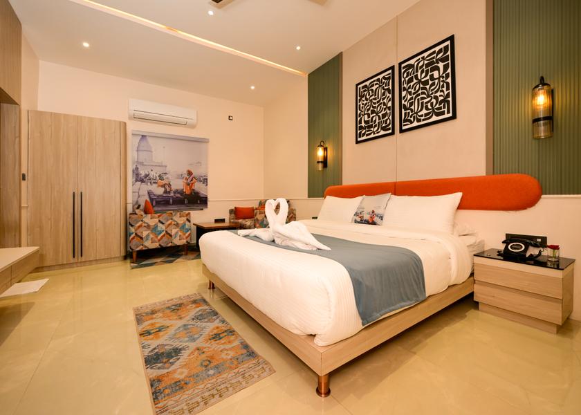 Uttar Pradesh Varanasi 1023
