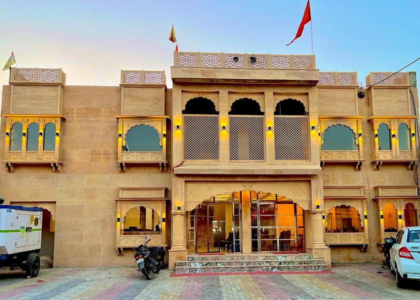 Madhya Pradesh Orchha Hotel Exterior