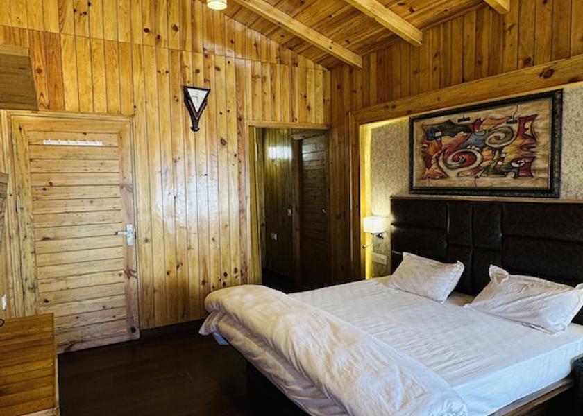 Uttarakhand Mukteshwar Room