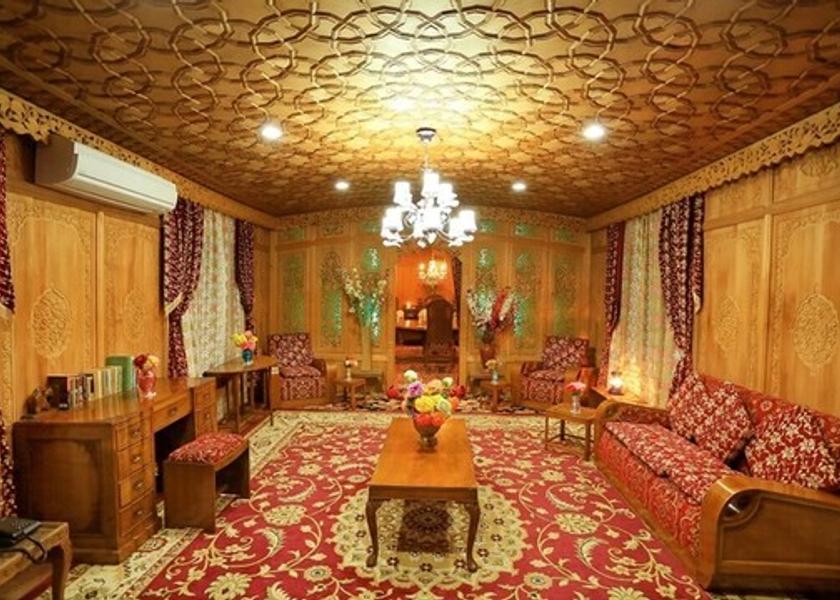 Jammu and Kashmir Srinagar Hotel Exterior