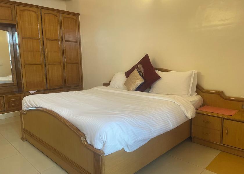 Uttarakhand Rishikesh Room