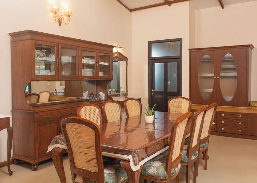 Tamil Nadu Coonoor Dining room