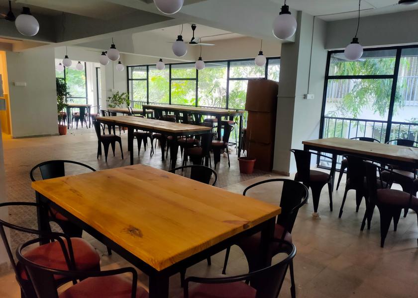 Maharashtra Pune Food & Dining