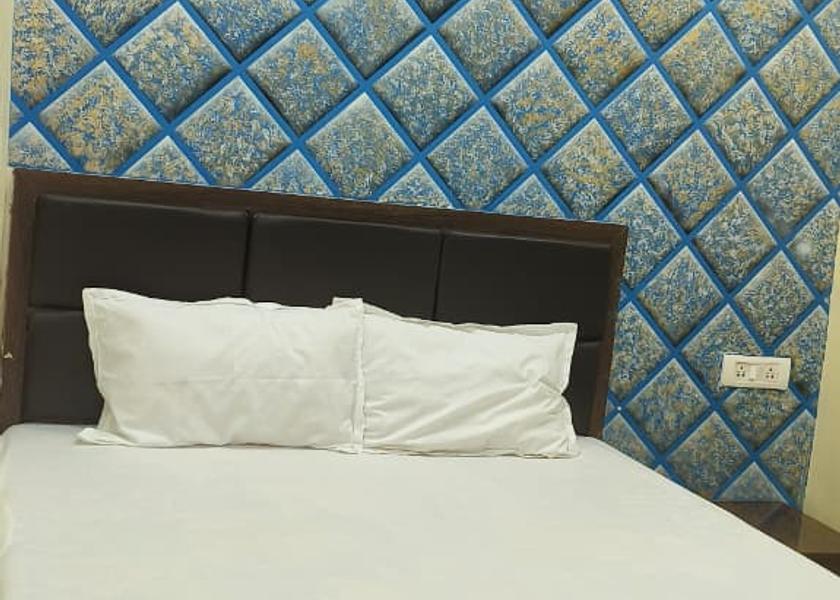 Bihar Begusarai Deluxe Room