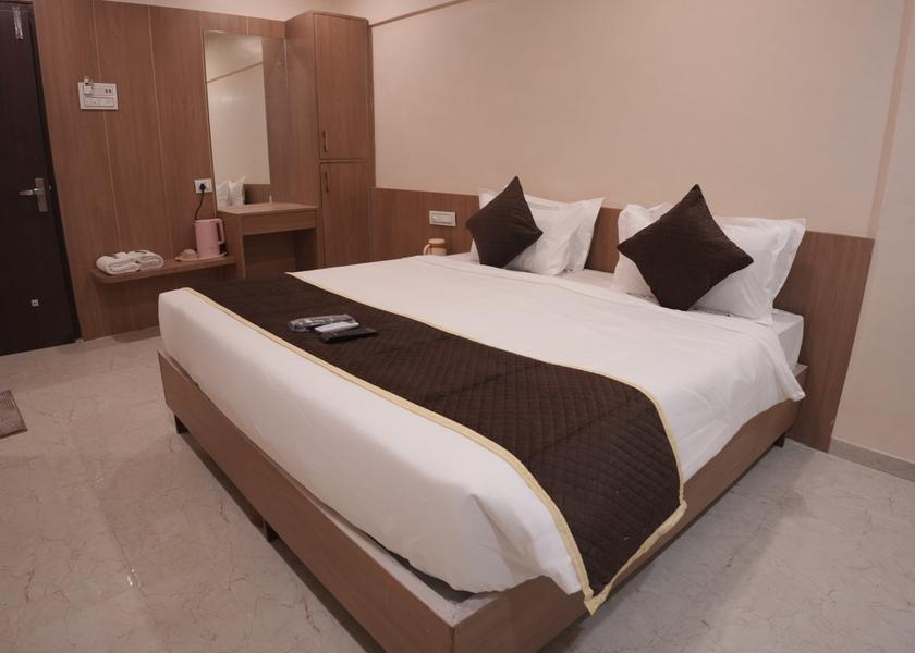 Gujarat Rajkot Deluxe Room
