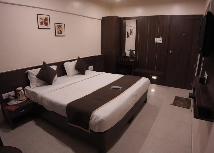 Gujarat Rajkot Deluxe Room