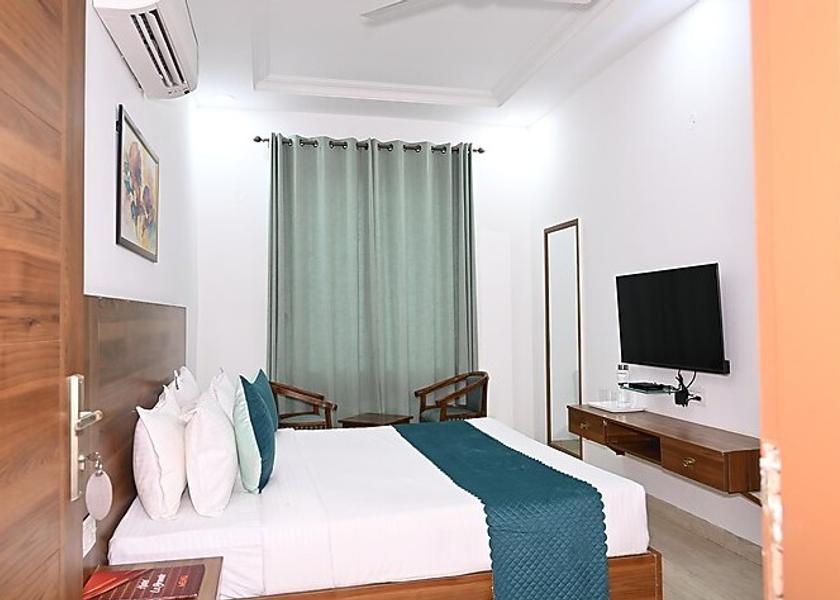 Haryana Panchkula Deluxe Room