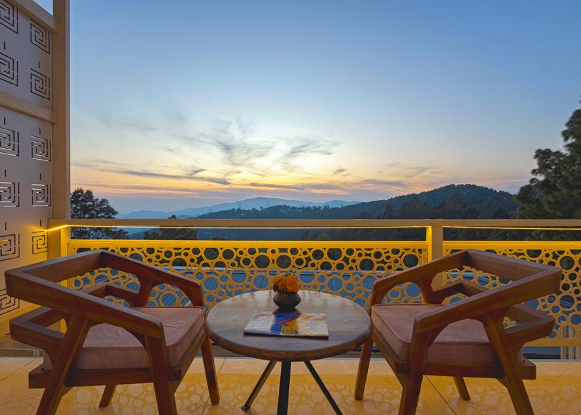 Uttarakhand Lansdowne Valley View Classic Room with Balcony