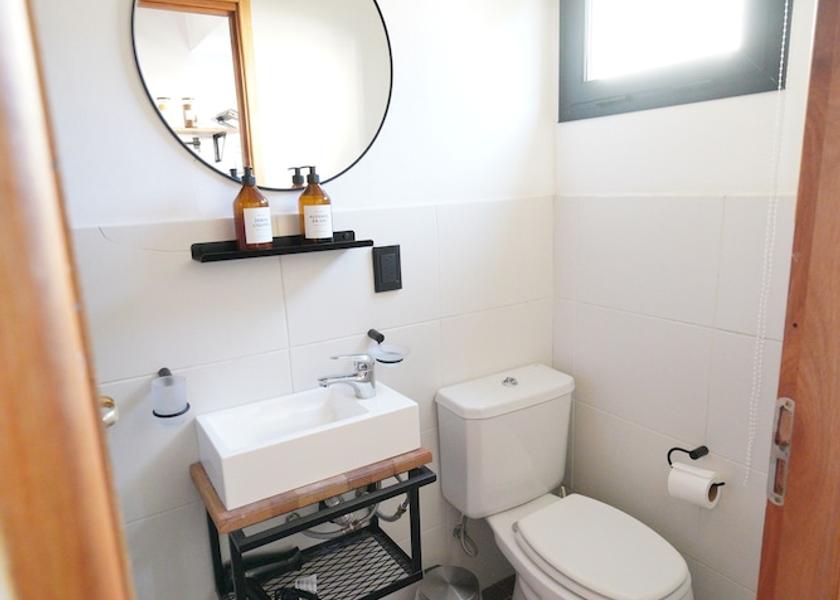 Santa Cruz Province El Chalten Bathroom