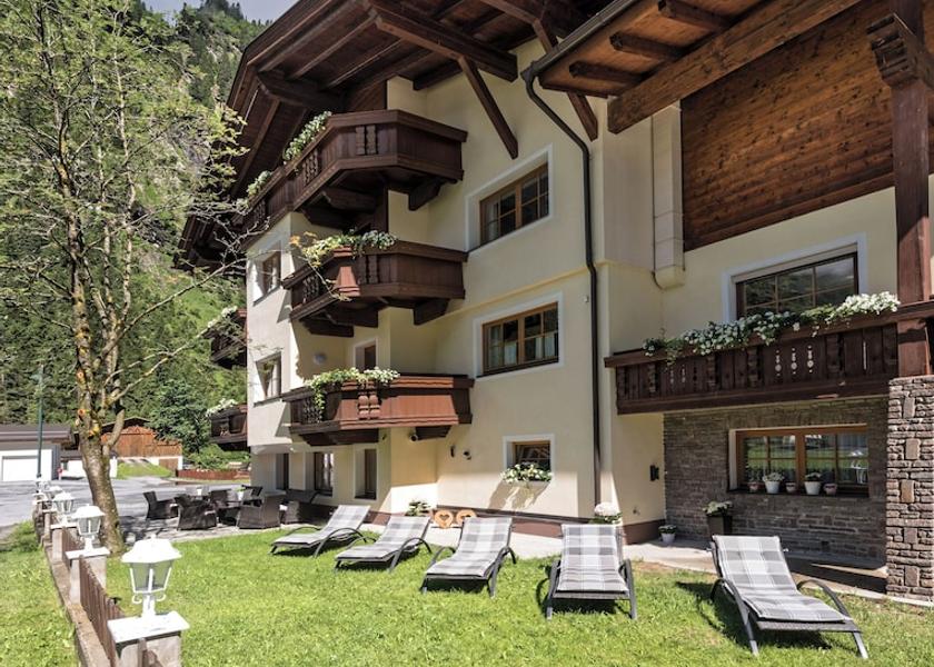 Tyrol Sankt Leonhard im Pitztal Terrace/patio