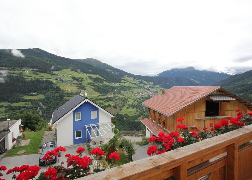 Tirol Fliess Exterior Detail