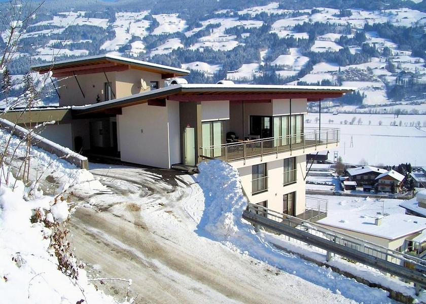 Tirol Fuegen Exterior Detail