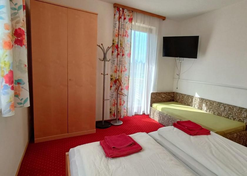 Carinthia Sankt Kanzian am Klopeiner See Room