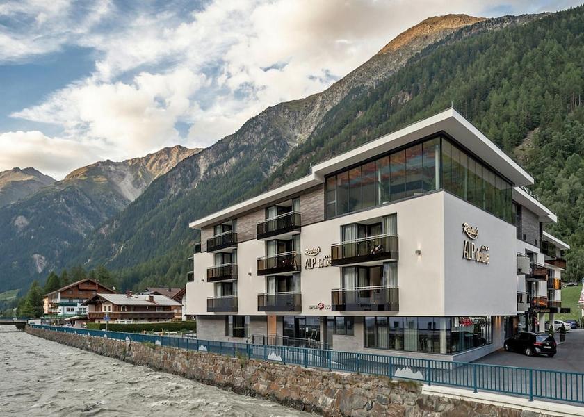 Tirol Soelden Exterior Detail