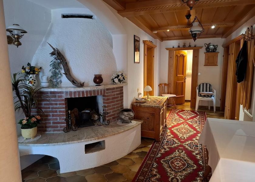 Tirol Kappl Interior Entrance