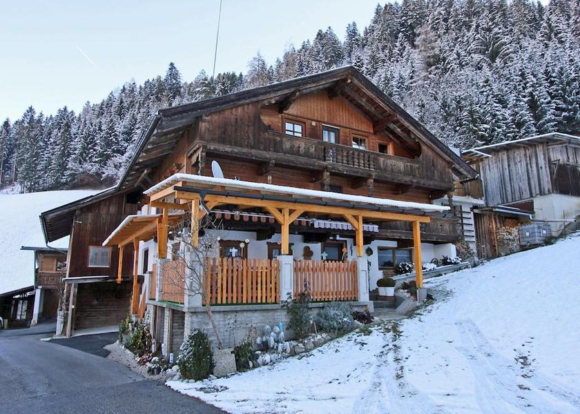 Tyrol Kaltenbach Exterior Detail
