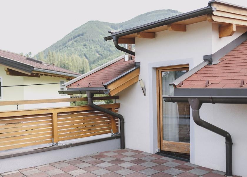 Salzburg State Bruck an der Grossglocknerstrasse Sundeck