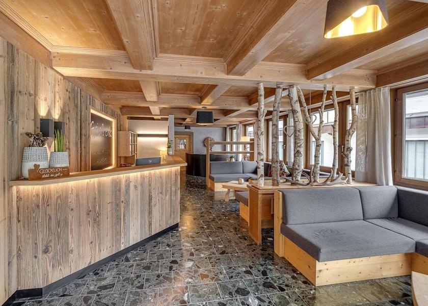 Tirol Fuegen Reception