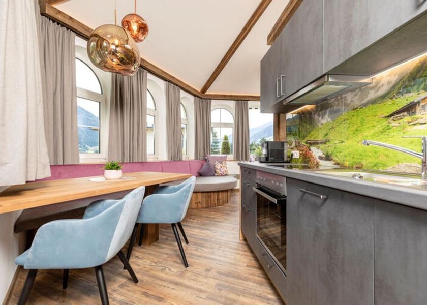 Tirol Fuegen Kitchen