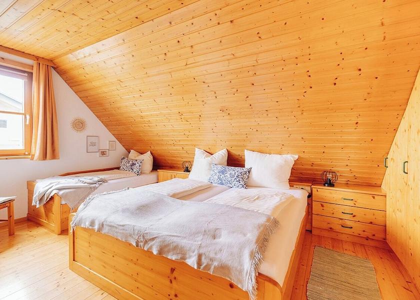 Carinthia Sankt Kanzian am Klopeiner See Room