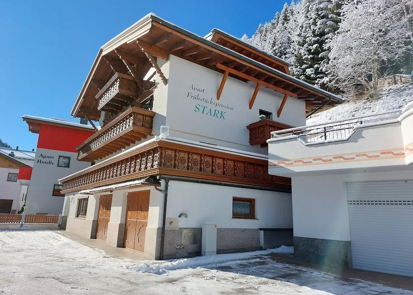 Tyrol Kappl Facade