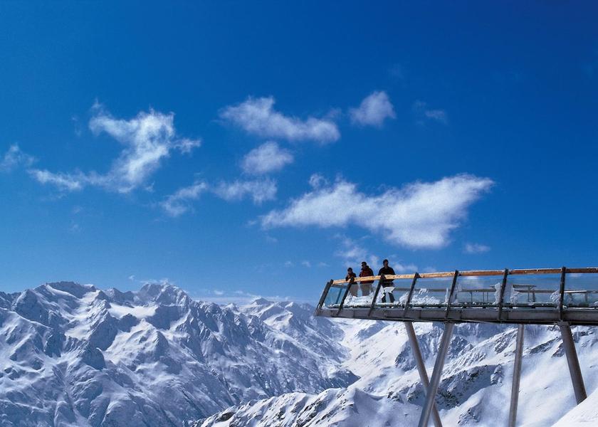 Tirol Soelden Snow and Ski Sports