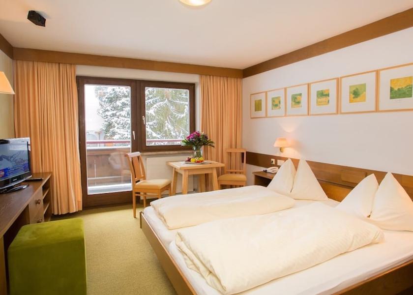 Salzburg State Saalbach-Hinterglemm Room