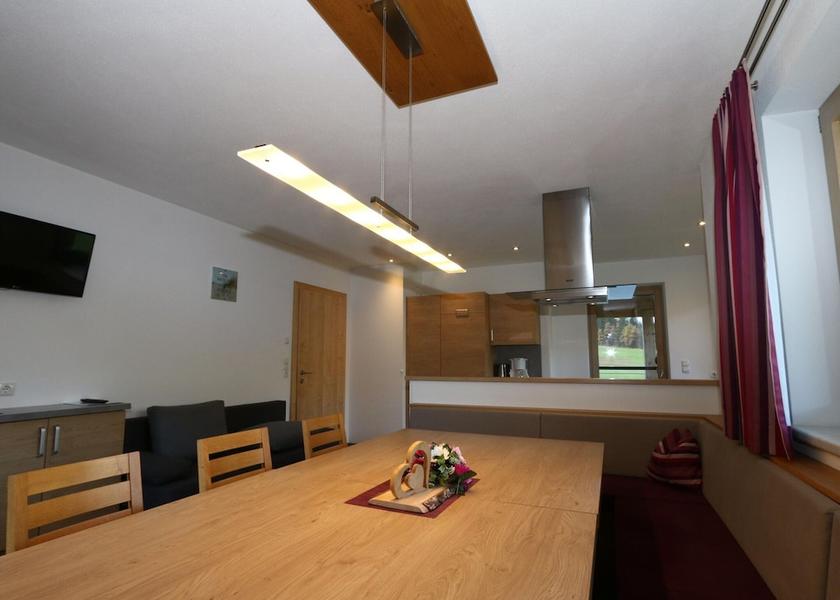 Tyrol Kaltenbach Dining Area