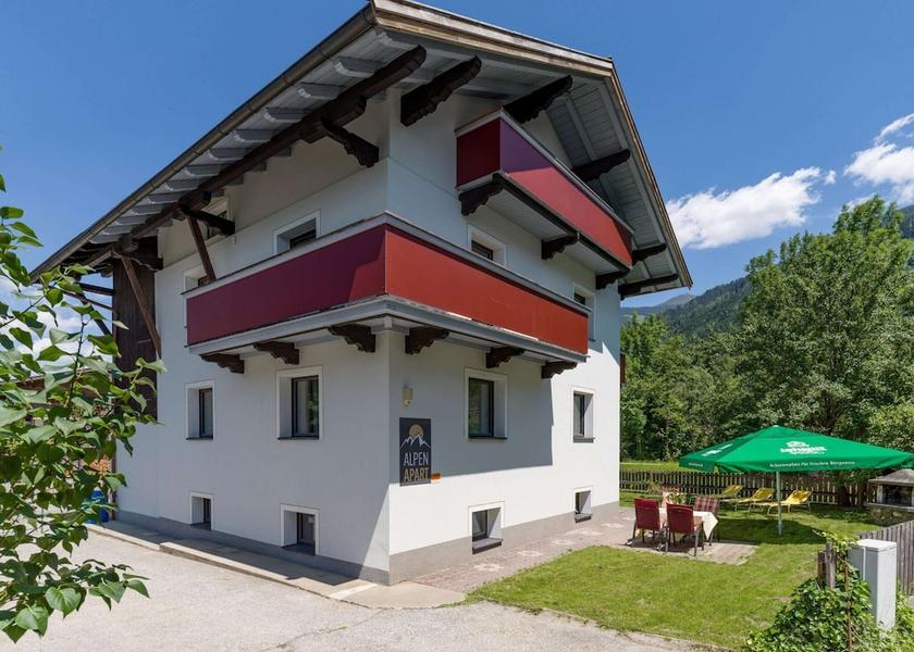 Tirol Fuegen Exterior Detail