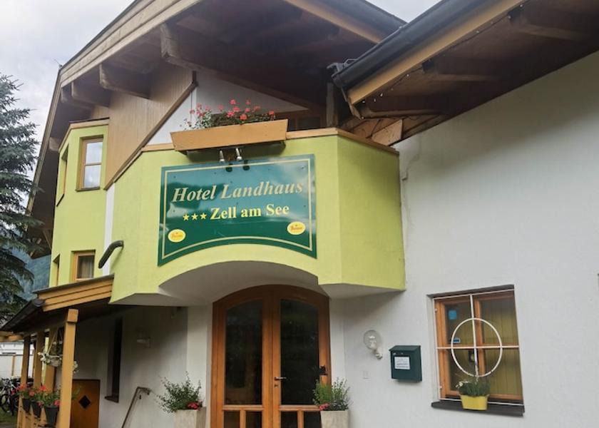 Salzburg State Zell am See Facade