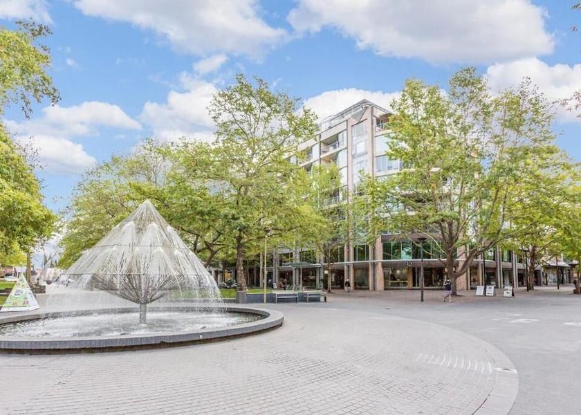 New South Wales Canberra Shopping Arcade