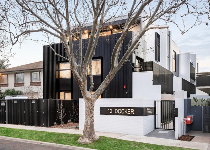 Victoria Melbourne Primary image