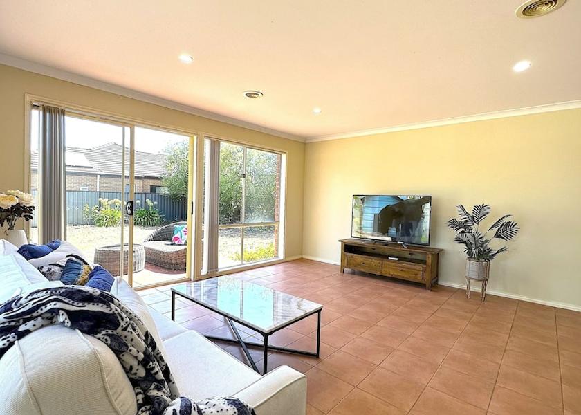 Victoria Melbourne Living Area