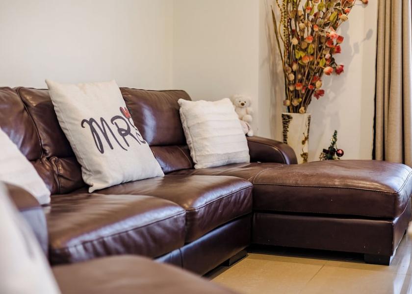 Victoria Melbourne Living Area