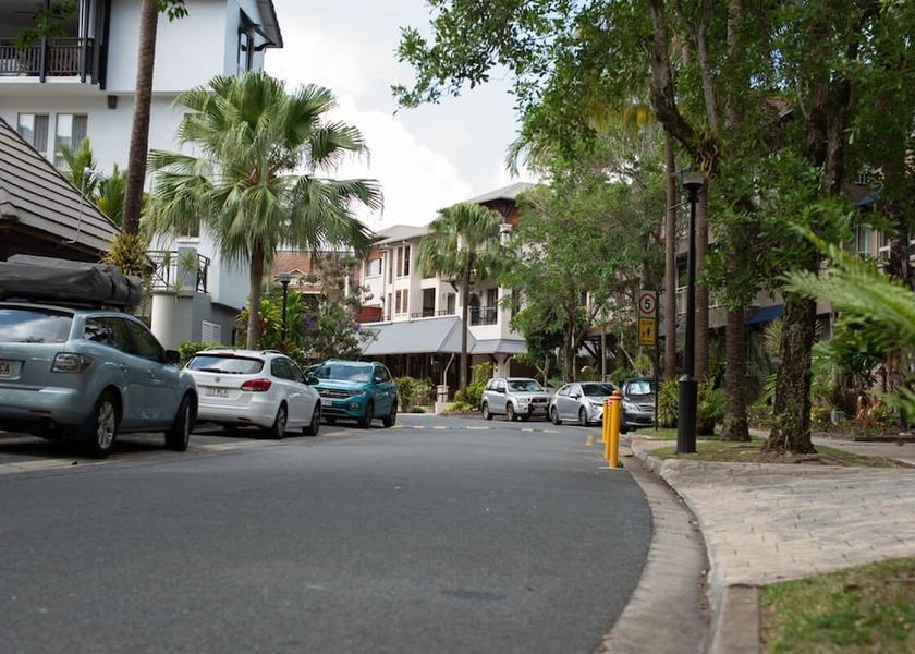 Queensland Cairns Room