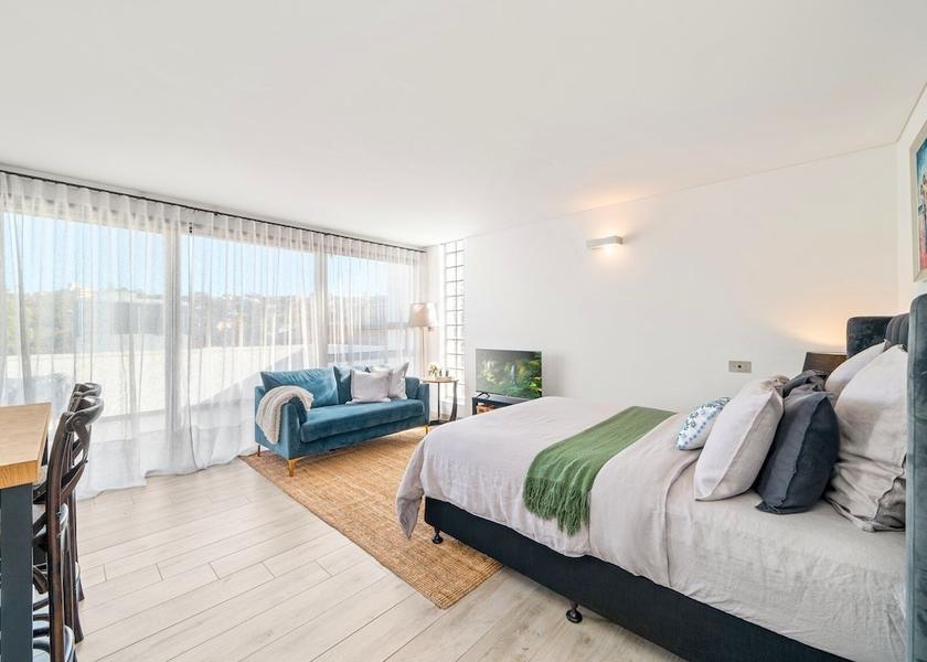 New South Wales Sydney Room