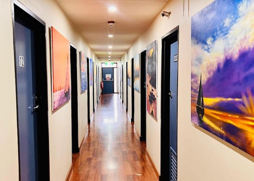 South Australia Whyalla Room