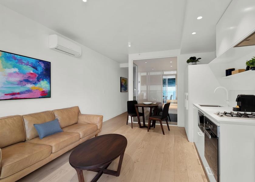 Victoria Melbourne Living Area