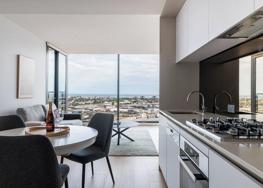 Victoria Melbourne Room