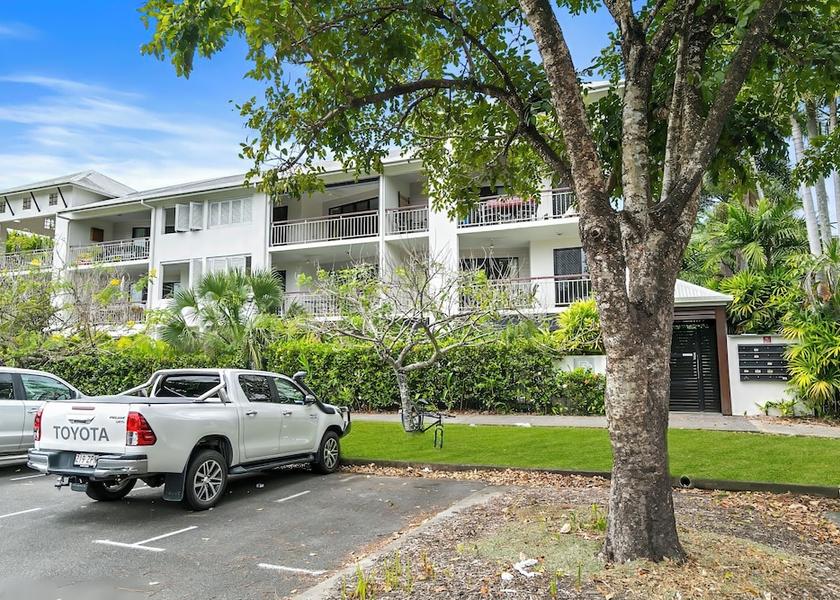 Queensland Cairns Facade