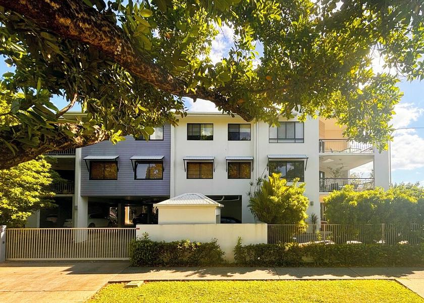 Queensland Cairns Entrance