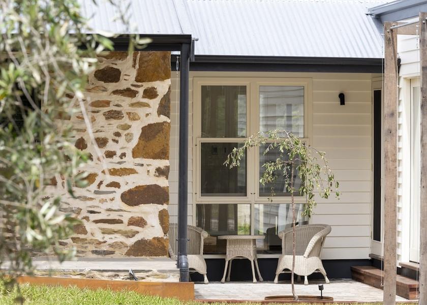 South Australia Currency Creek Facade