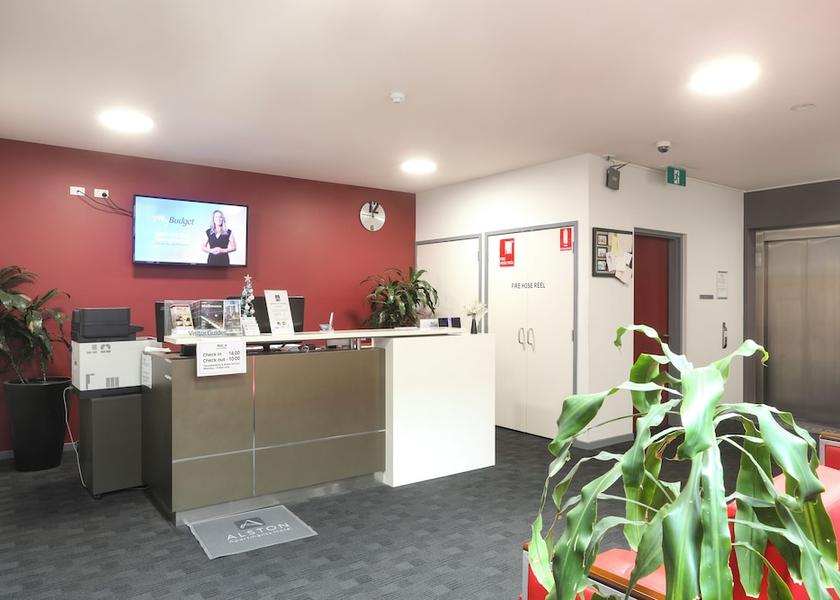 Victoria Melbourne Reception