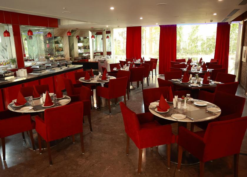 Maharashtra Pune Food & Dining