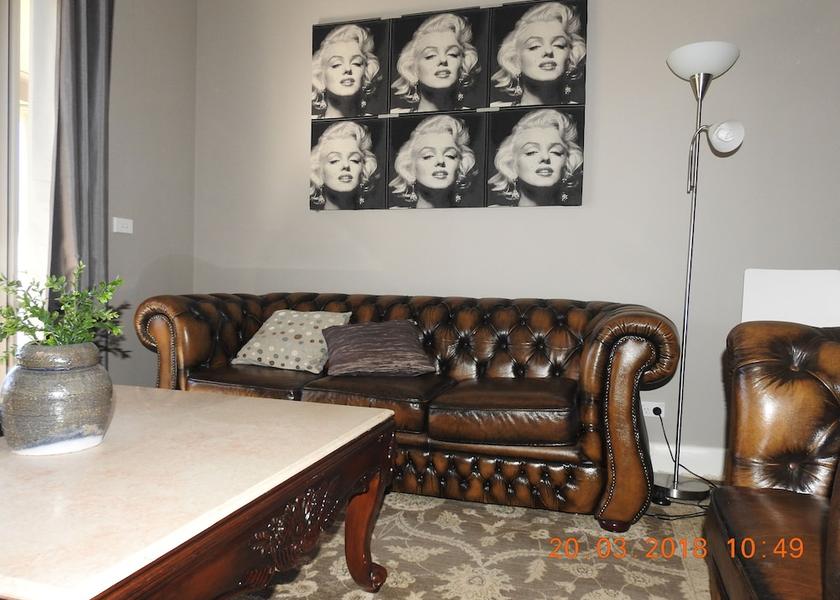 Victoria Rutherglen Living Area