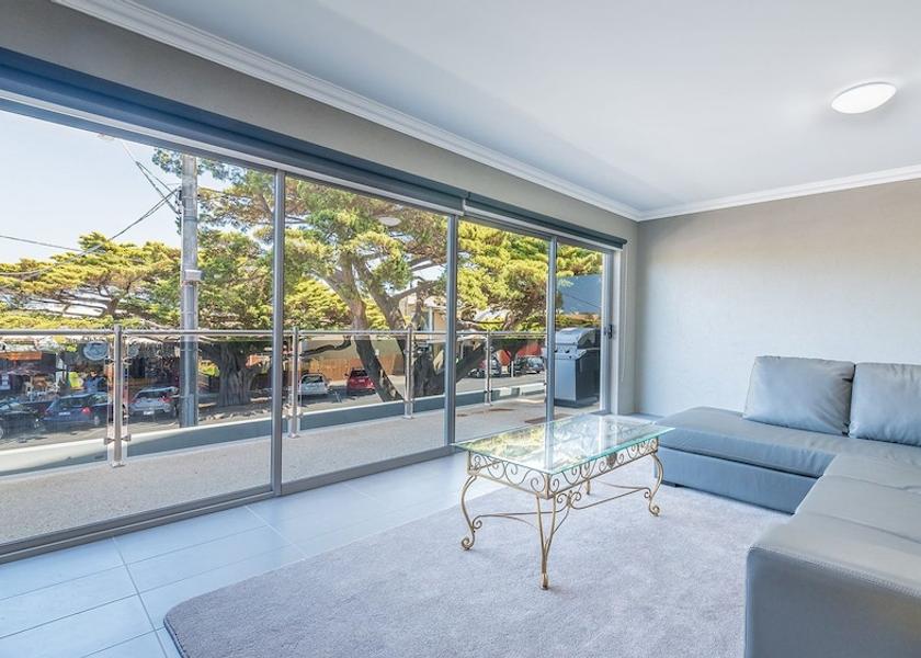 Victoria Cowes Living Area