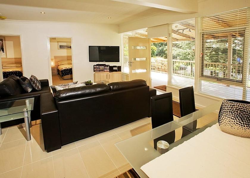 Victoria Cowes Living Area