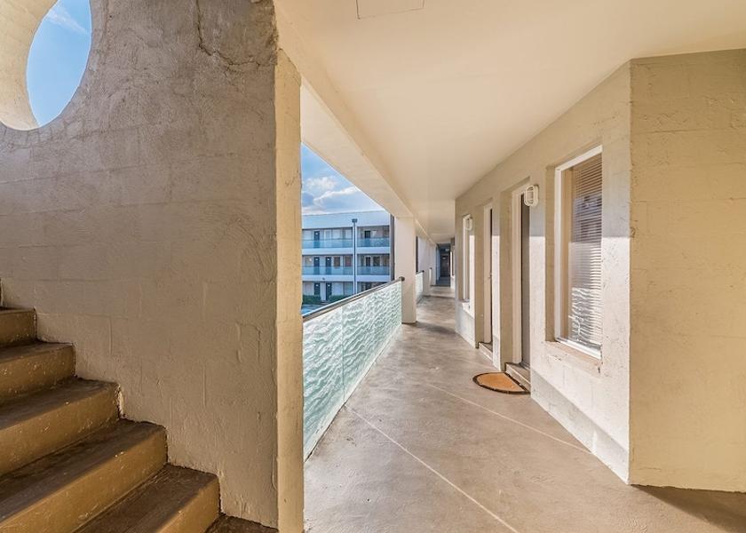 Victoria Cowes Exterior Detail