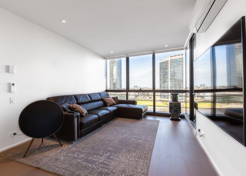 Victoria Melbourne Primary image